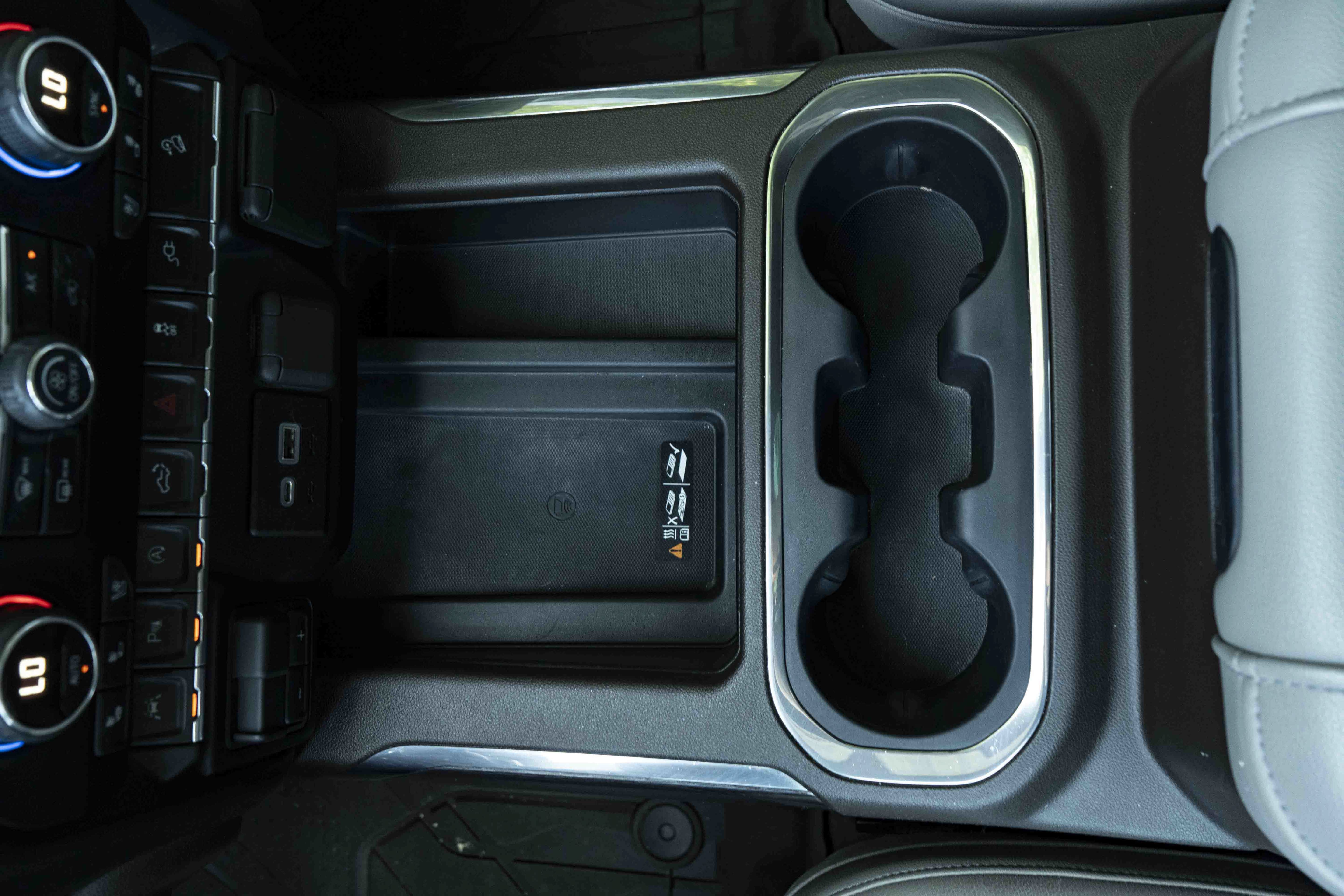 Used 2019 Chevrolet Silverado 1500 LTZ w/ LTZ Texas Edition AWD/4WD image 28
