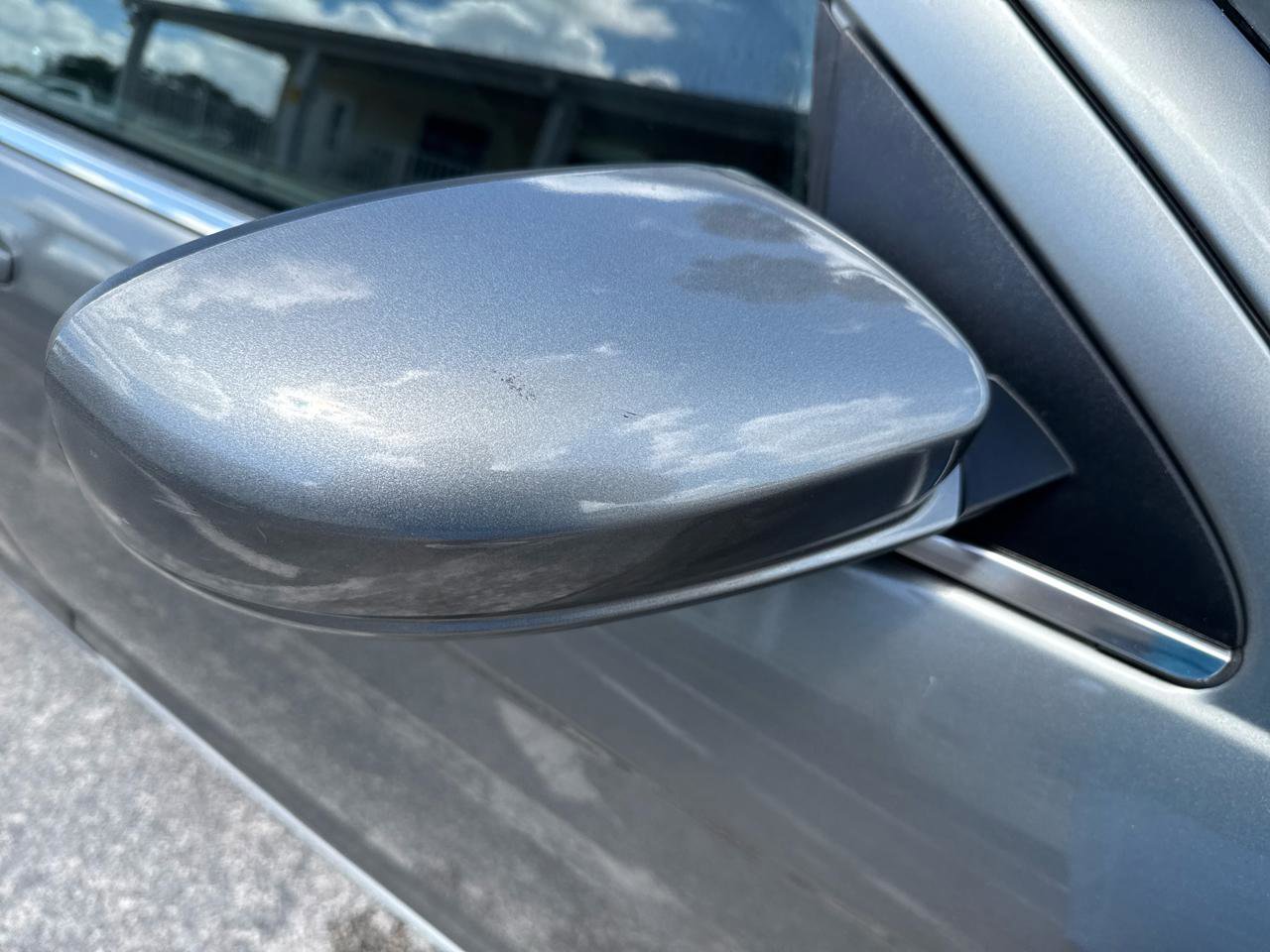 Used 2013 Chrysler 200 Touring FWD image 31
