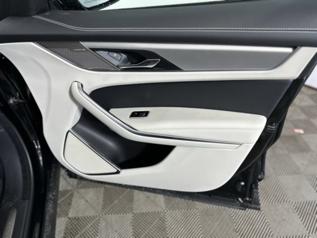 New 2026 Jaguar F-PACE R-Dynamic S AWD/4WD image 17