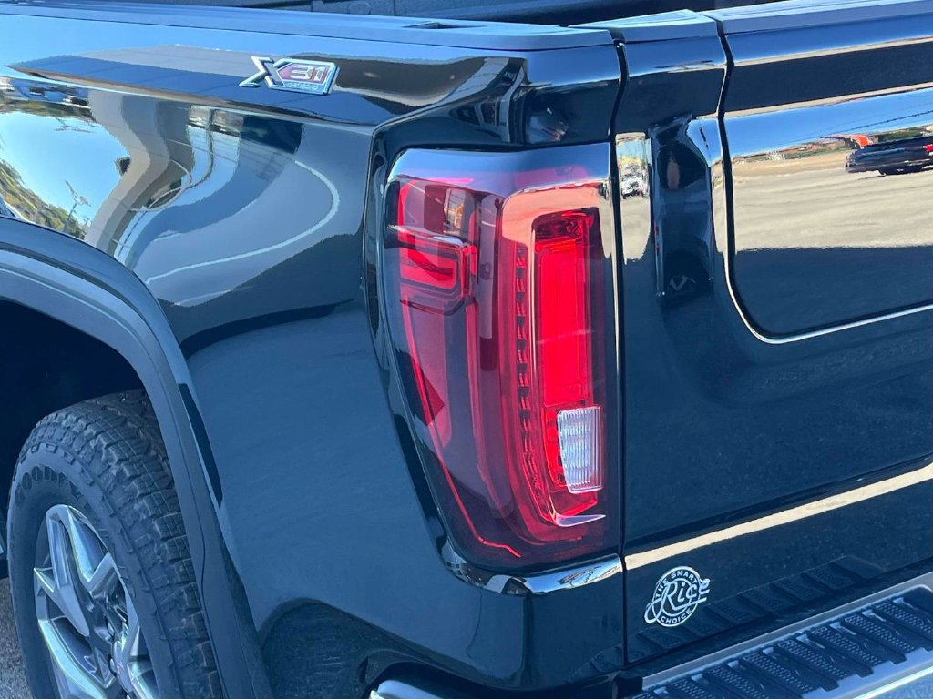 New 2026 GMC Sierra 1500 SLT w/ SLT Premium Plus Package AWD/4WD image 10