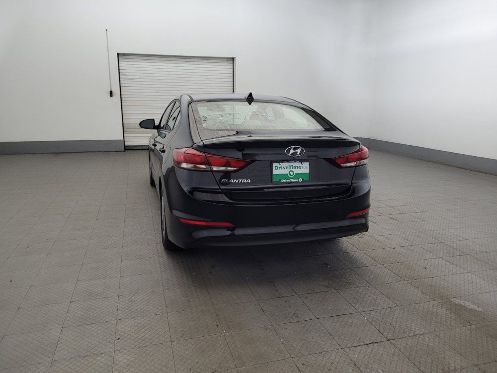 Used 2018 Hyundai Elantra SEL w/ Cargo Package FWD image 6
