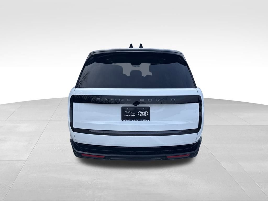 New 2026 Land Rover Range Rover Long Wheelbase SE image 8