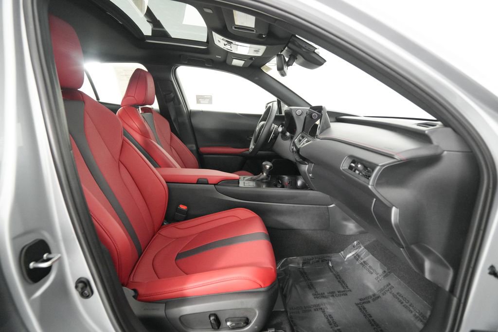Certified 2024 Lexus UX 250h F Sport image 18