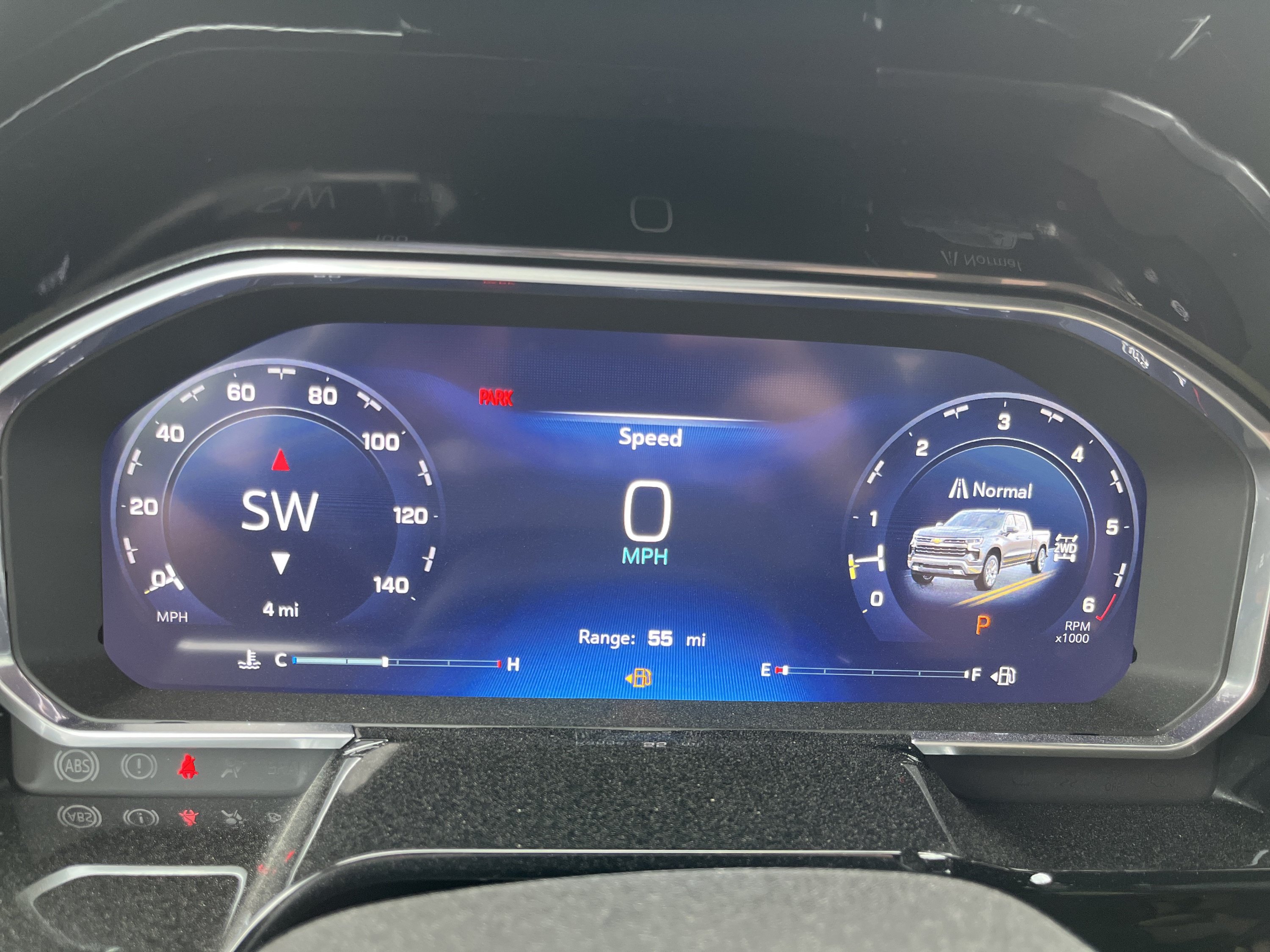 New 2026 Chevrolet Silverado 1500 RST w/ Redline Edition AWD/4WD image 18