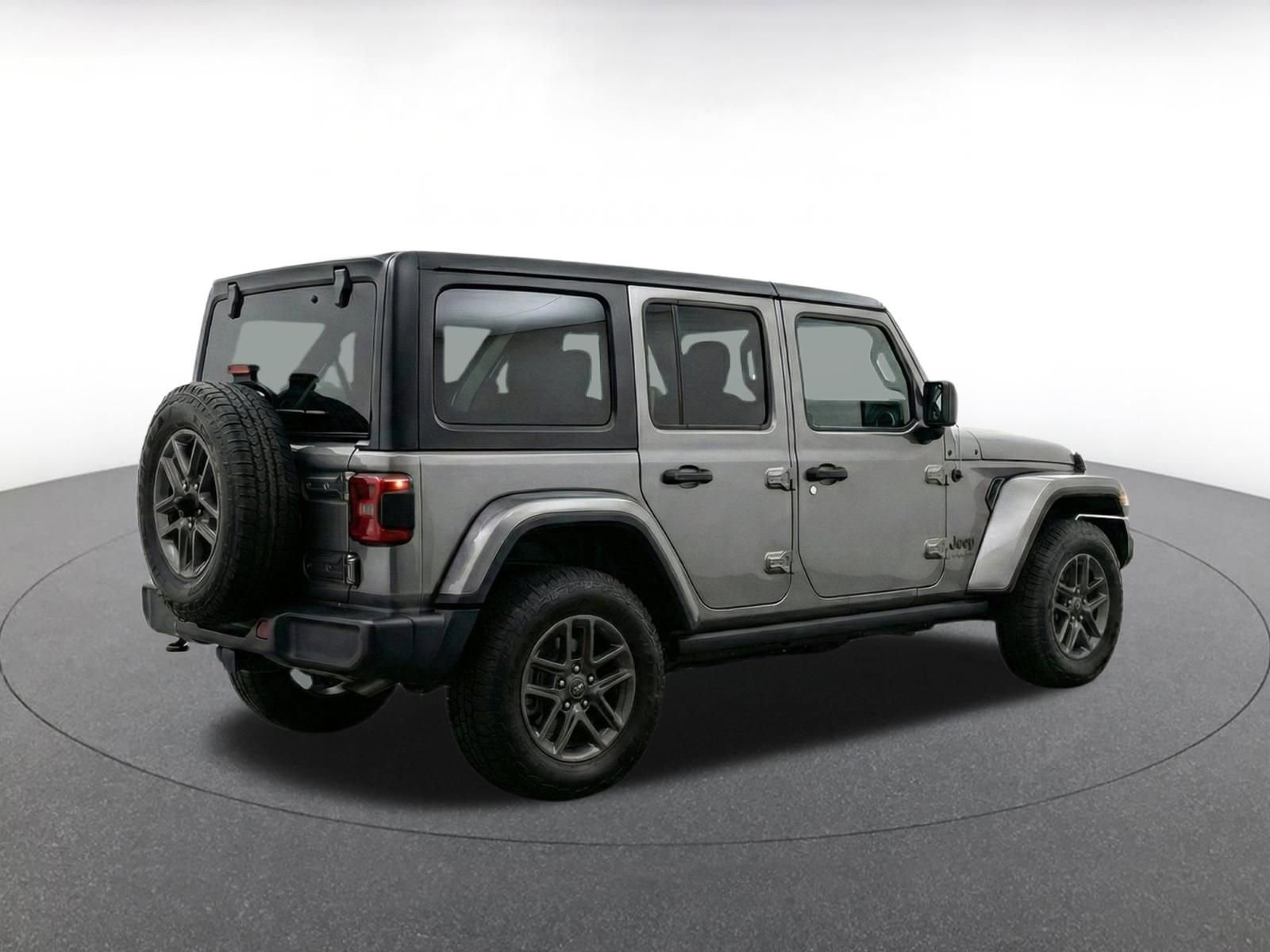 Used 2025 Jeep Wrangler Unlimited Sport AWD/4WD image 9