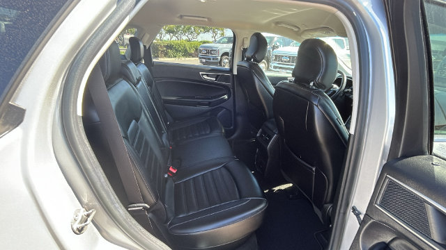 Certified 2019 Ford Edge SEL w/ Equipment Group 201A FWD image 13