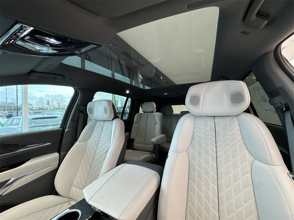 New 2025 Cadillac Escalade IQ Luxury 1 w/ Smart Trailering package image 22