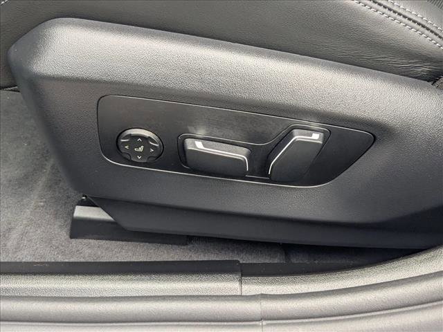 Used 2026 BMW M5 w/ Carbon Package image 4