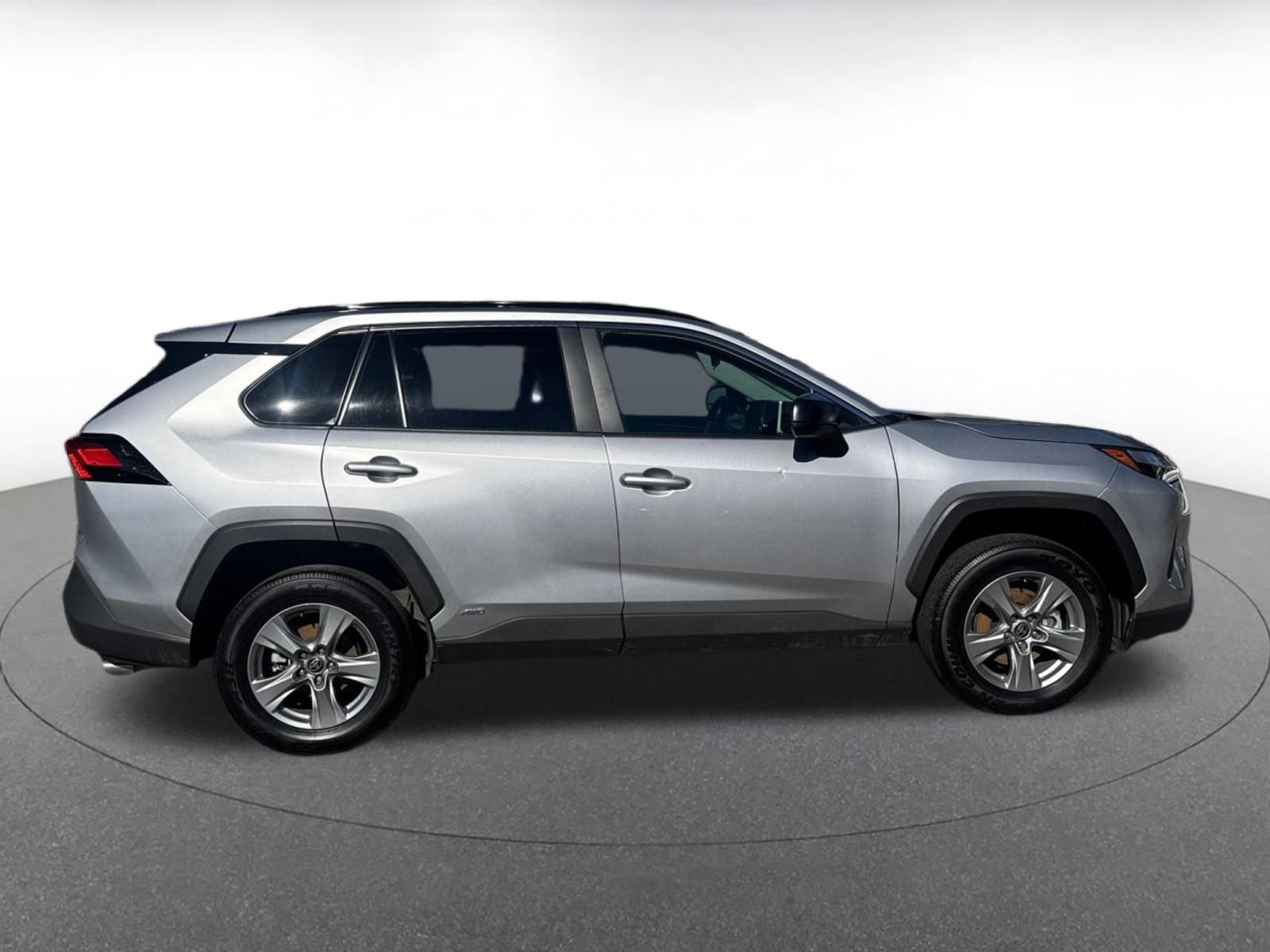 Used 2025 Toyota RAV4 LE image 15