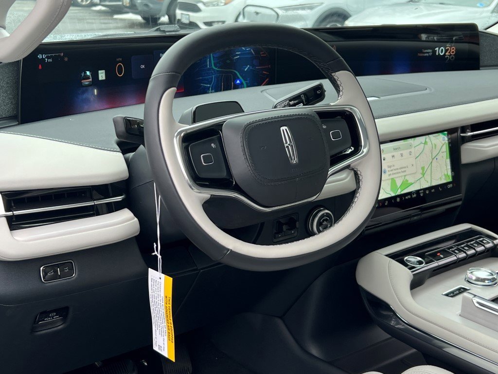 New 2026 Lincoln Navigator Reserve image 23