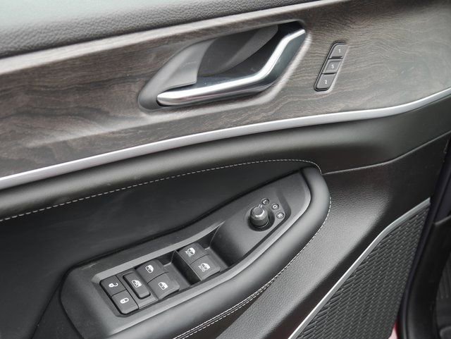 New 2026 Jeep Grand Cherokee Limited Reserve image 13