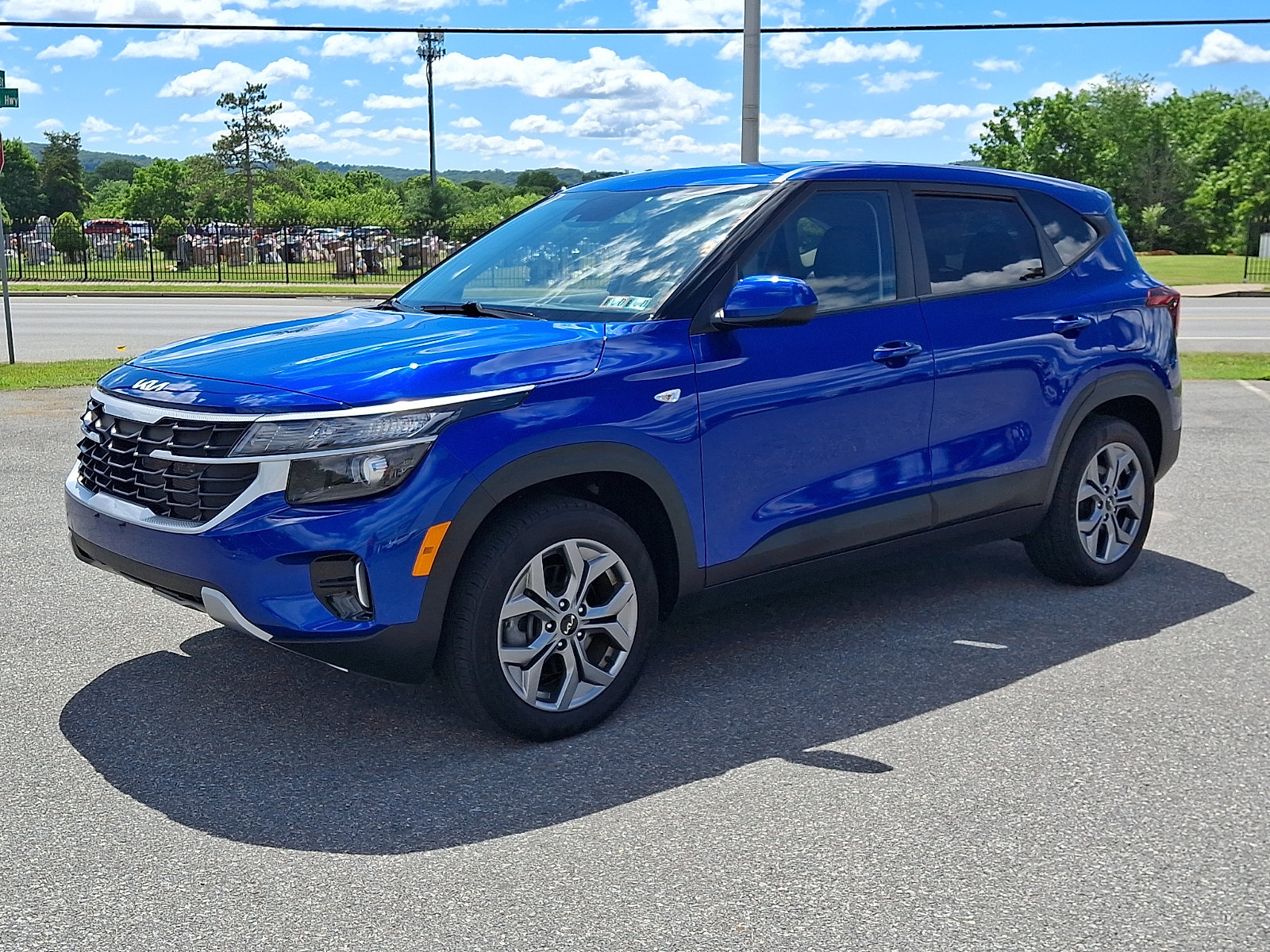 Certified 2024 Kia Seltos LX AWD/4WD image 3