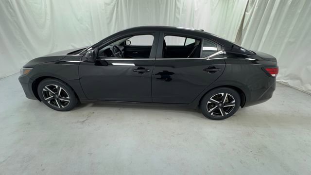 Certified 2024 Nissan Sentra SV FWD image 6