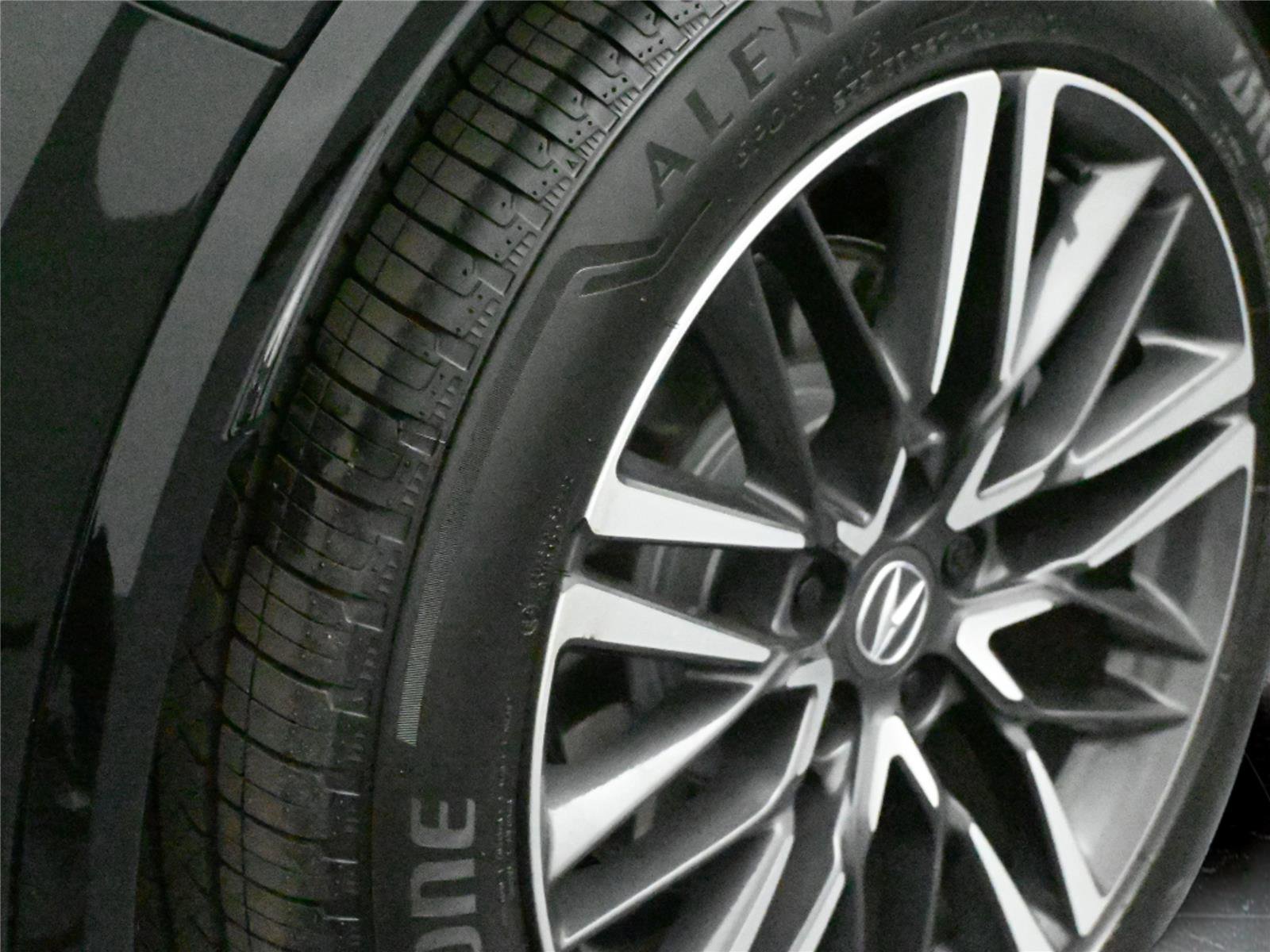 Certified 2026 Acura MDX SH-AWD w/ Advance Package image 12