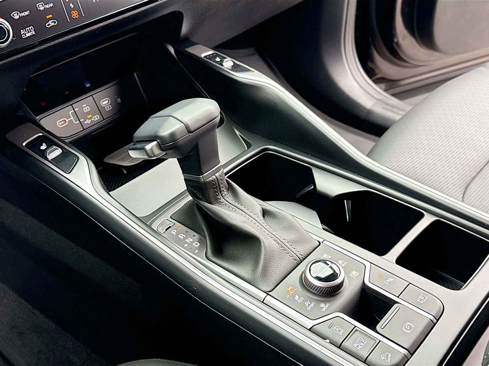 New 2026 Kia Sorento S w/ S Panoramic Sunroof Package image 11