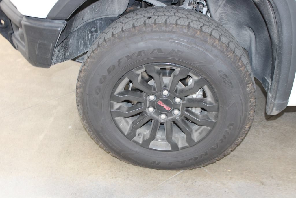 Used 2023 GMC Sierra 1500 AT4X AWD/4WD image 35