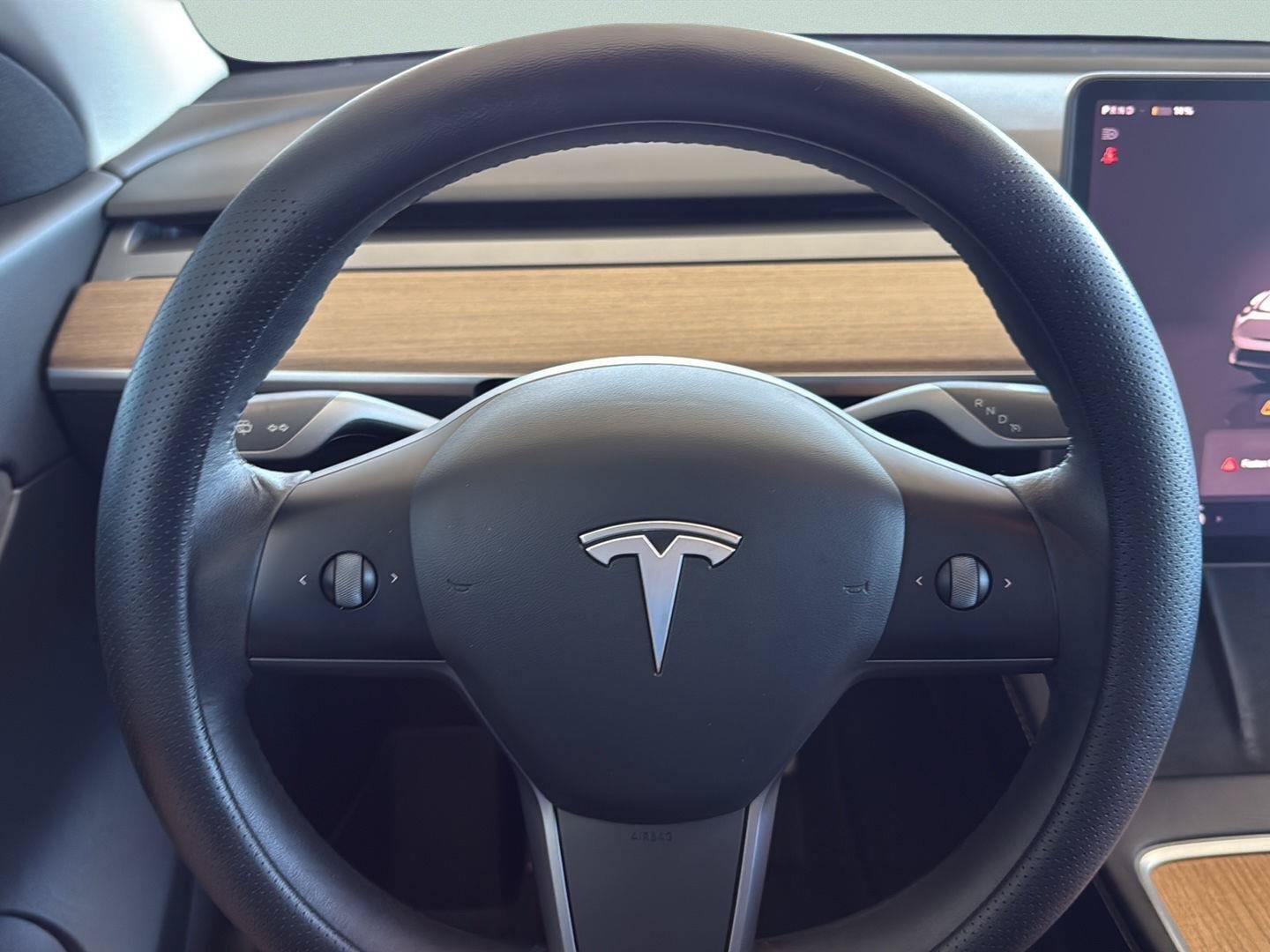 Used 2022 Tesla Model Y Performance AWD/4WD image 14