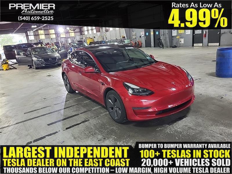 Used 2022 Tesla Model 3 Standard Range image 1