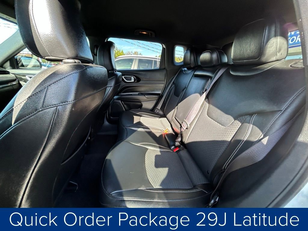 Used 2024 Jeep Compass Latitude w/ Convenience Group image 17