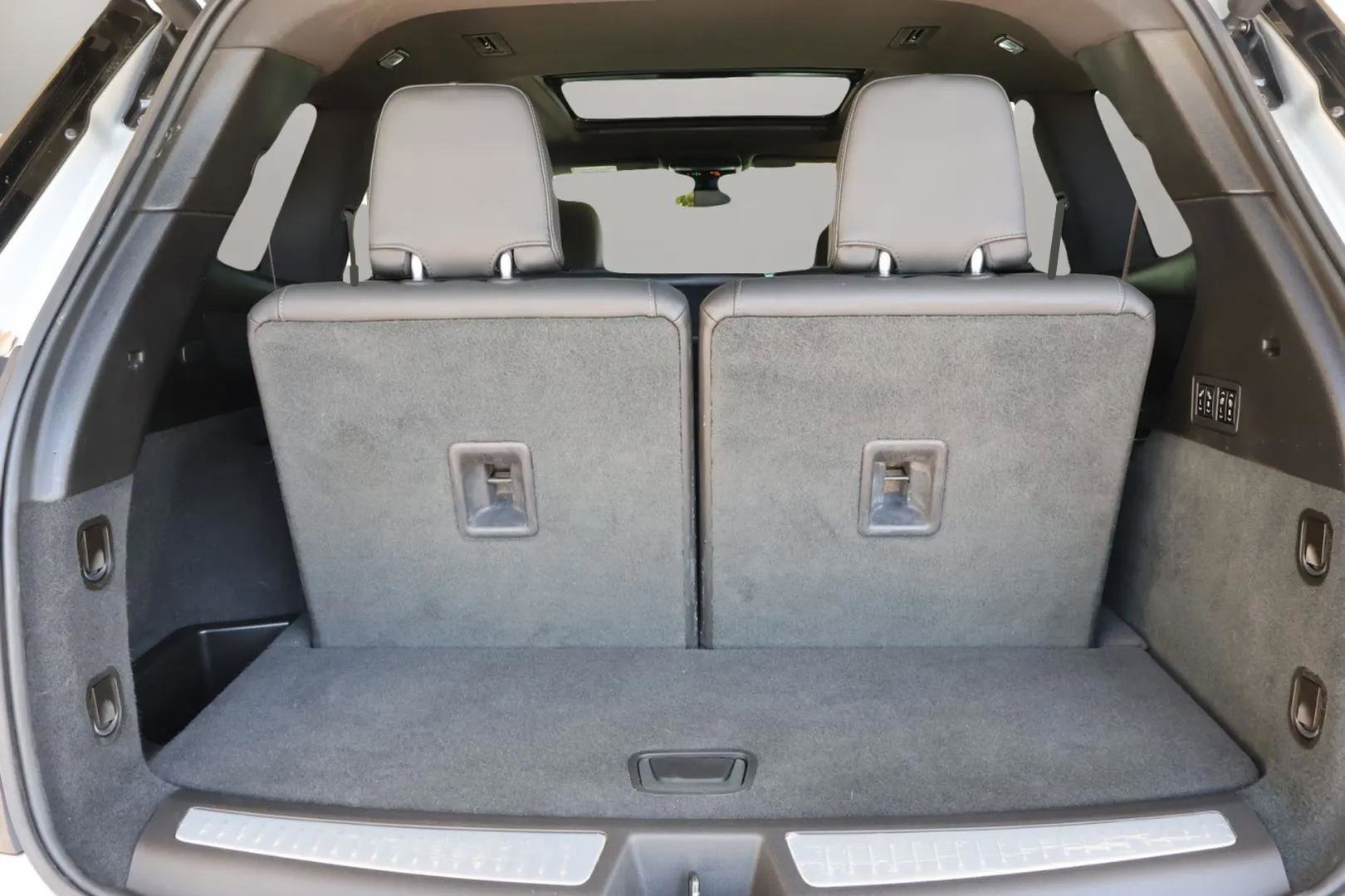 Used 2020 Cadillac XT6 Premium Luxury image 18