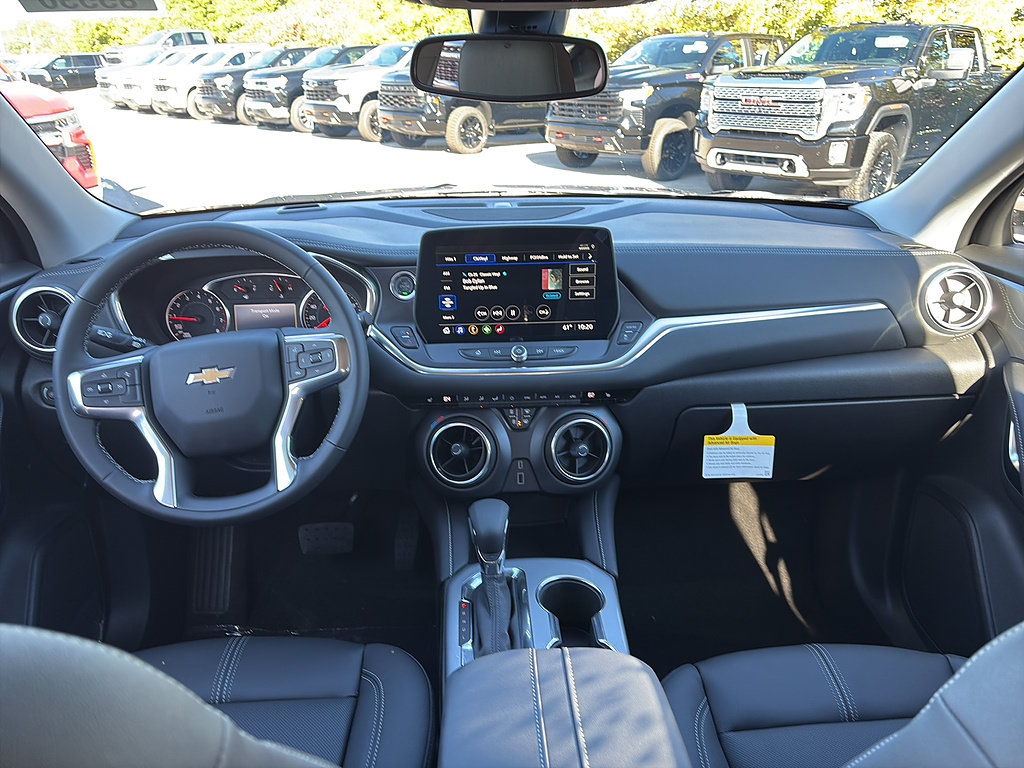 New 2026 Chevrolet Blazer LT AWD/4WD image 11