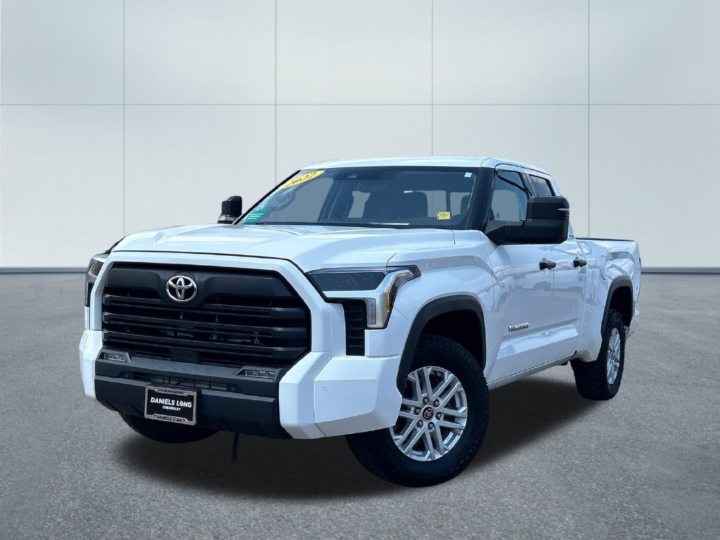 Used 2022 Toyota Tundra SR5 w/ SR5 Convenience Package
