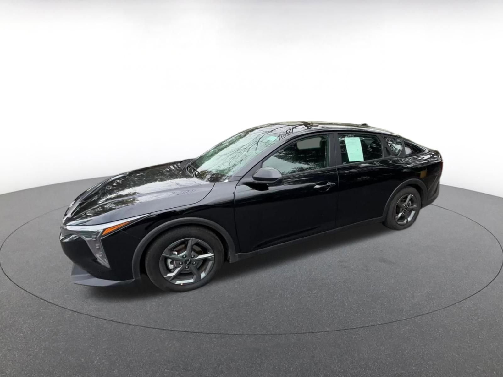 Used 2025 Kia K4 LXS image 8