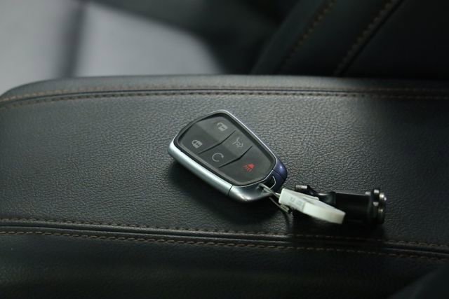 Used 2021 Cadillac XT4 Sport w/ Driver Awareness Package FWD image 36
