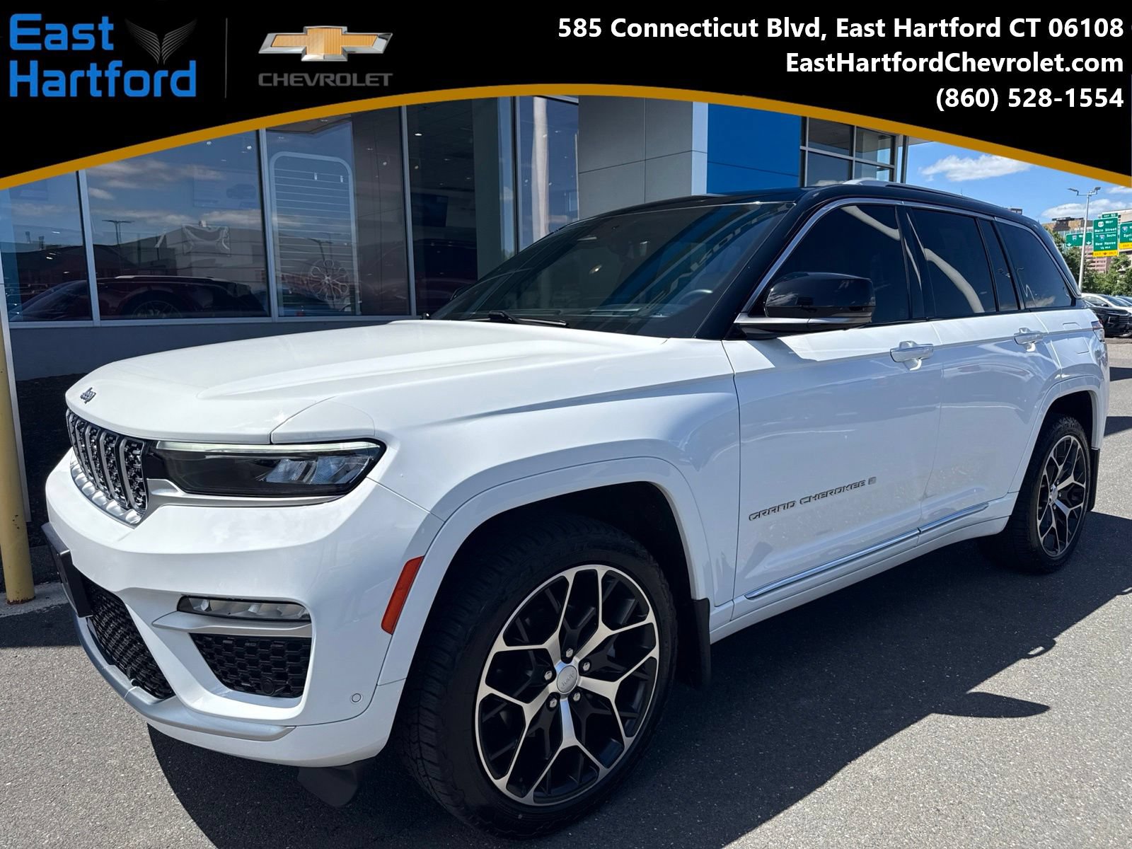 Used 2022 Jeep Grand Cherokee Summit AWD/4WD video 1