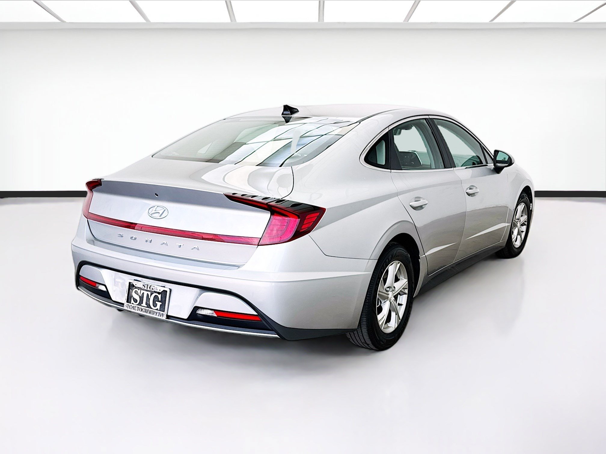 Used 2021 Hyundai Sonata SE FWD image 4