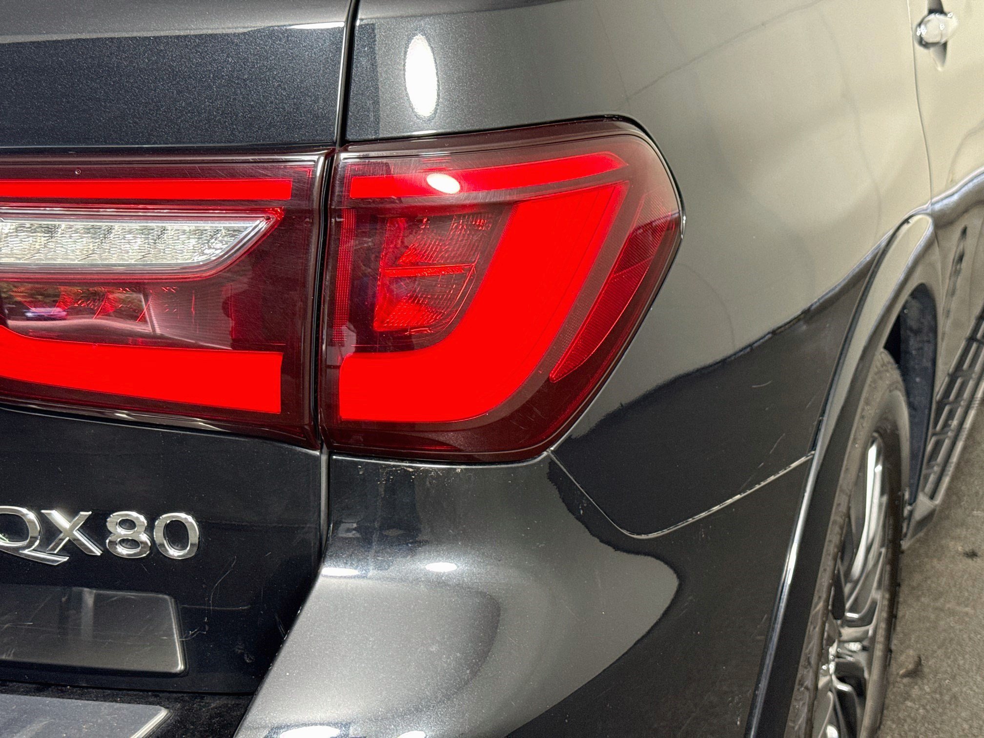 Used 2023 INFINITI QX80 Sensory w/ Cargo Package AWD/4WD image 33