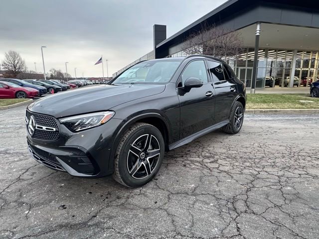 New 2026 Mercedes-Benz GLC 300 4MATIC image 3
