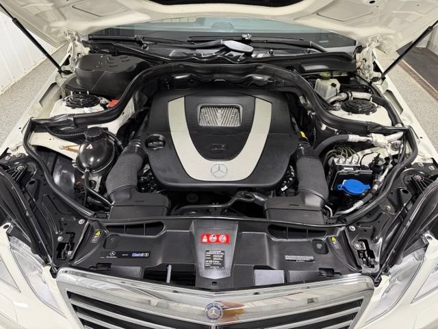 Used 2011 Mercedes-Benz E 350 4MATIC Wagon image 25