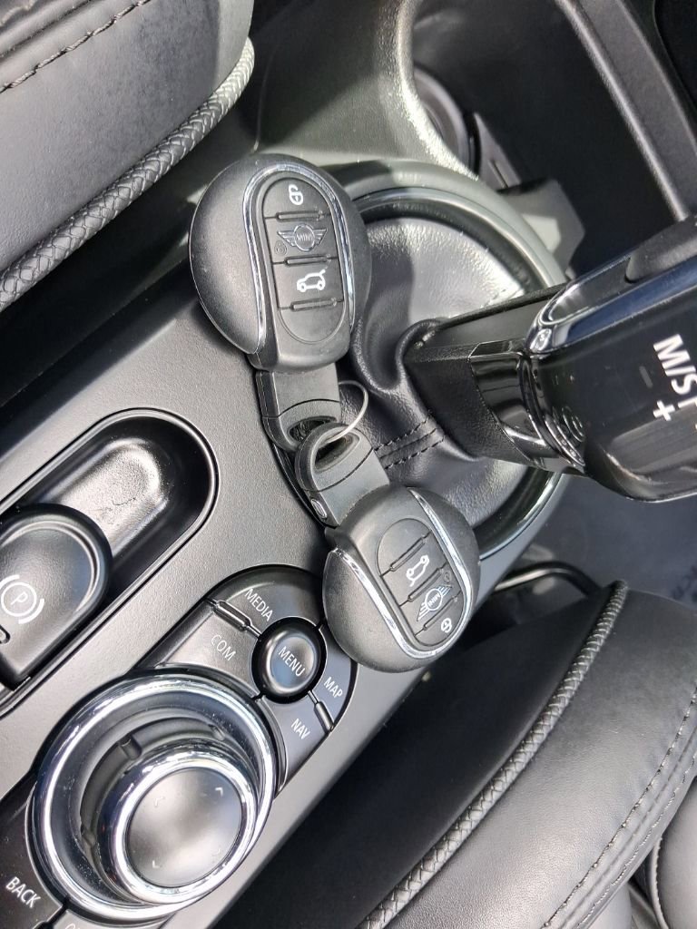 Used 2023 MINI Cooper John Cooper Works w/ Signature Upholstery Package image 34