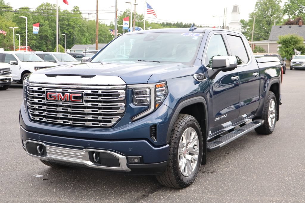 Used 2023 GMC Sierra 1500 Denali w/ Technology Package AWD/4WD image 14