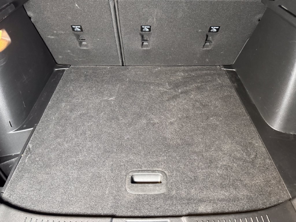Used 2025 Chevrolet Trax RS w/ Sunroof Package FWD image 21