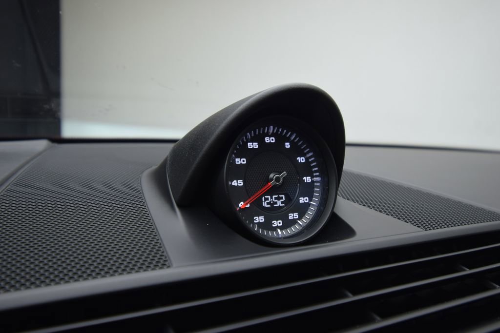 Used 2017 Porsche Panamera Turbo image 34