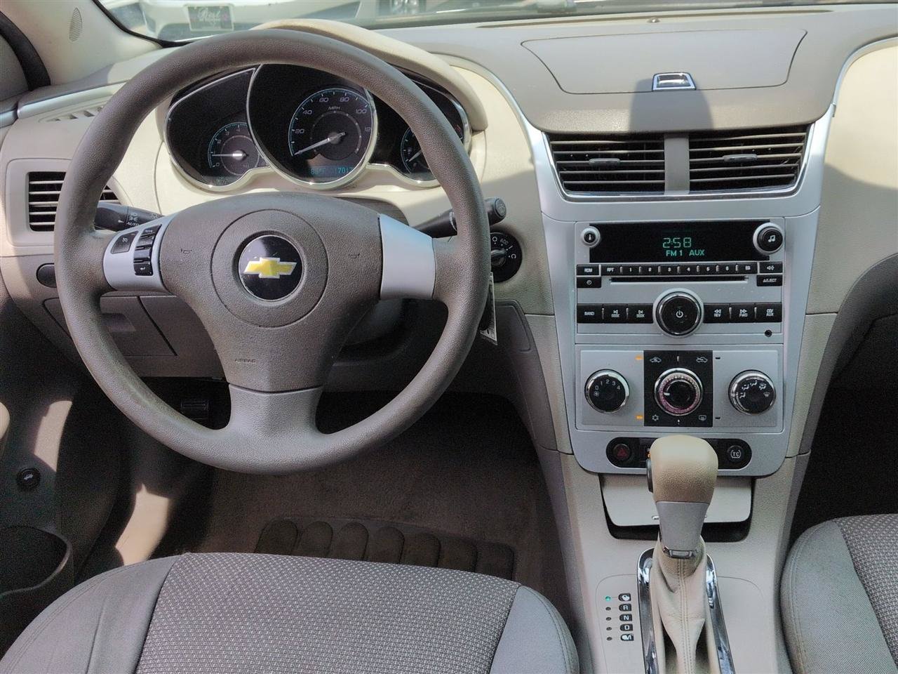 Used 2011 Chevrolet Malibu LS FWD image 26