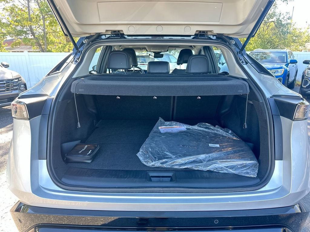 Used 2023 Nissan Ariya AWD image 39