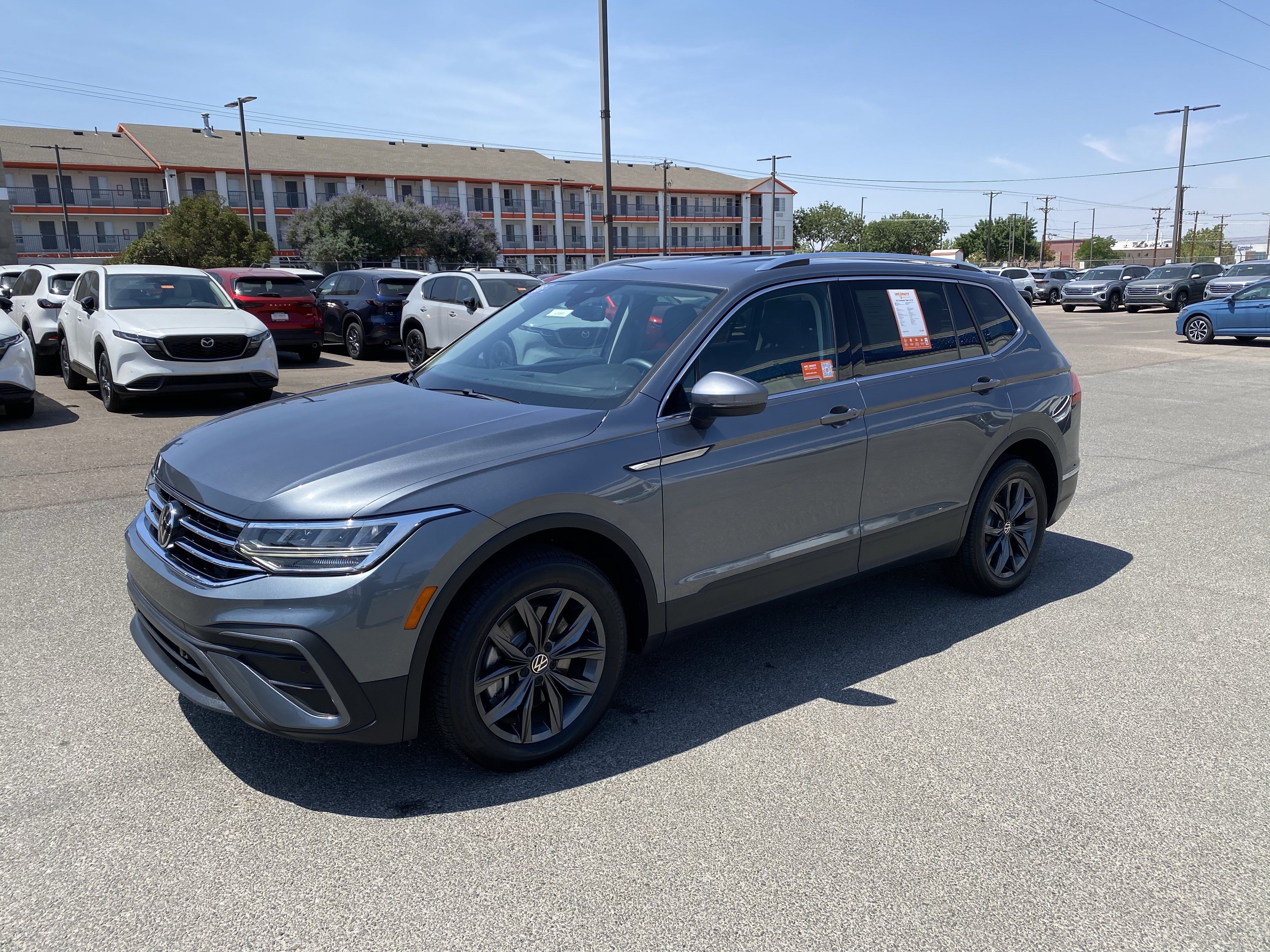 Certified 2023 Volkswagen Tiguan SE AWD/4WD image 49