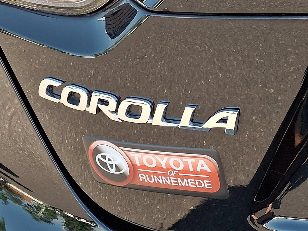 Certified 2023 Toyota Corolla LE w/ Carpet Mat Package (TMS) FWD image 29