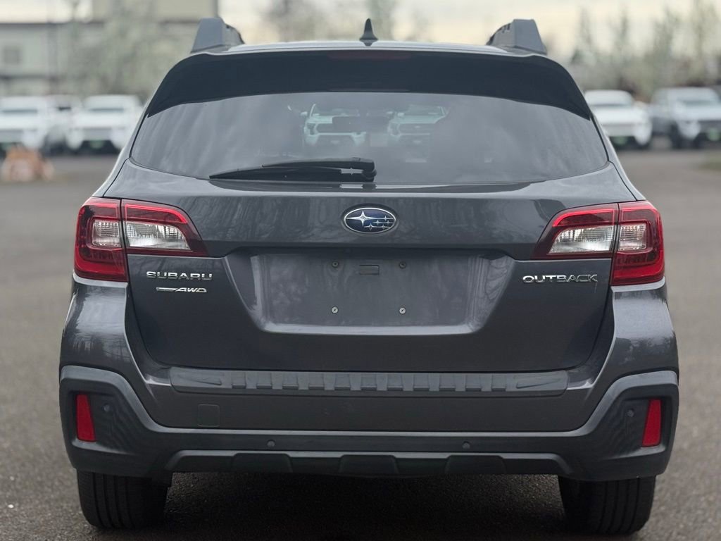 Used 2018 Subaru Outback 2.5i Limited image 4