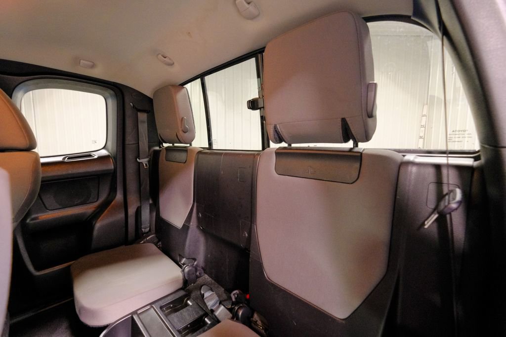 Used 2022 Toyota Tacoma SR5 image 31