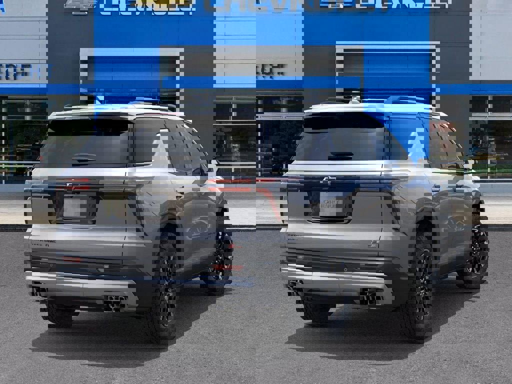 New 2026 Chevrolet Traverse Z71 w/ Enhanced Driving Package image 4