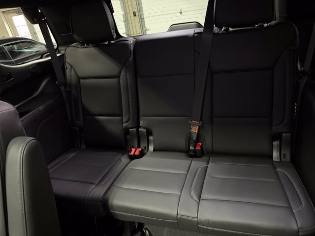 Used 2021 GMC Yukon Denali w/ Denali Premium Package AWD/4WD image 23