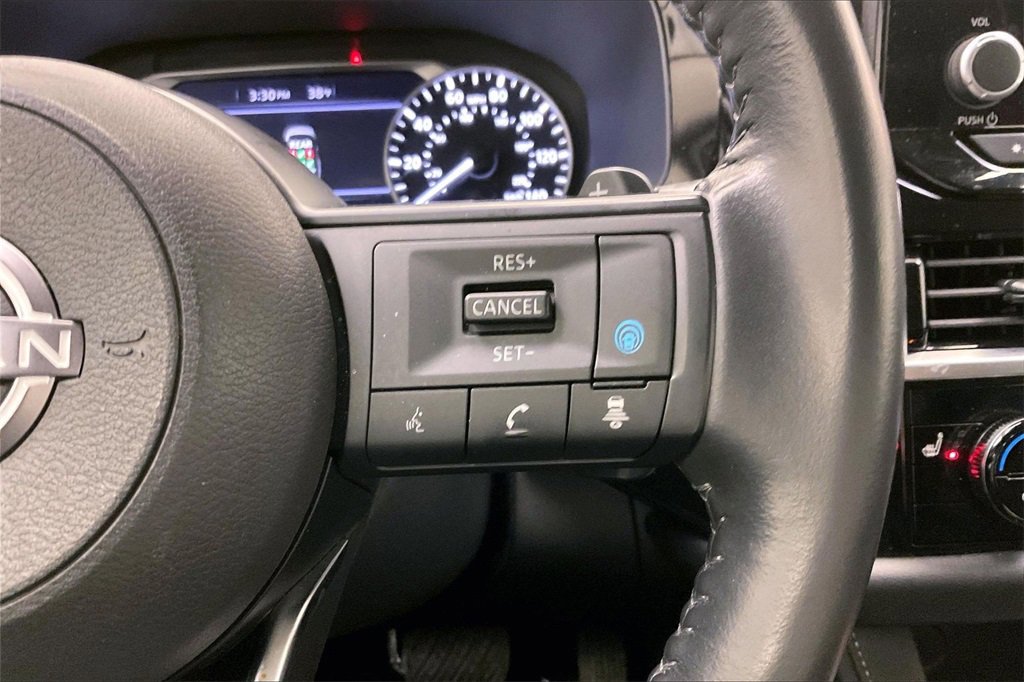 Certified 2024 Nissan Pathfinder SV image 16