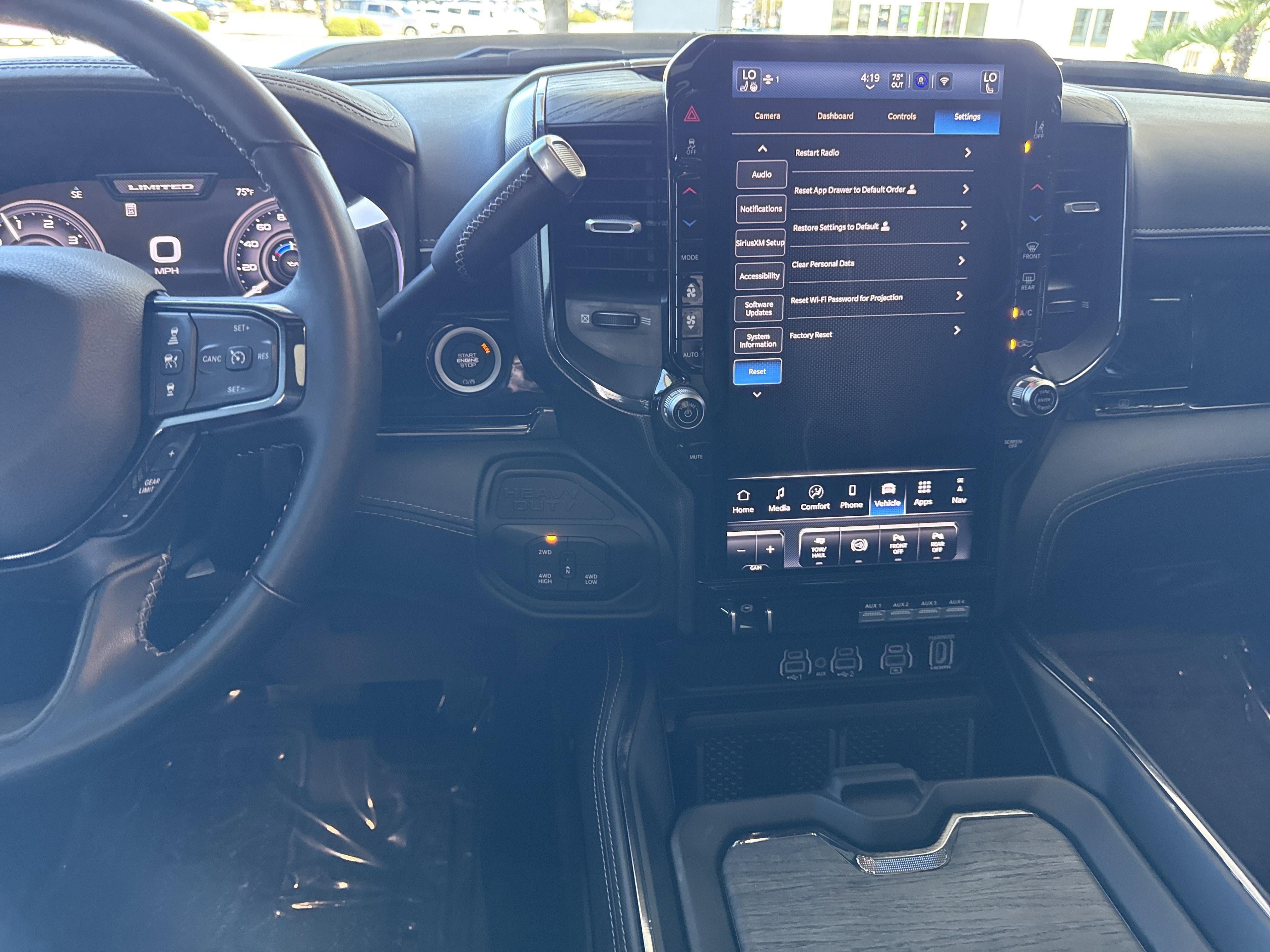 Used 2025 RAM 2500 Limited AWD/4WD image 5