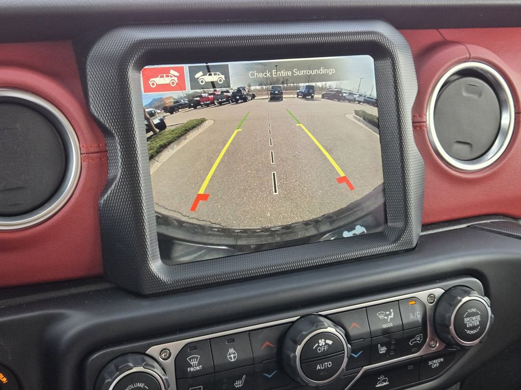 Used 2023 Jeep Wrangler Unlimited Rubicon 4xe image 11