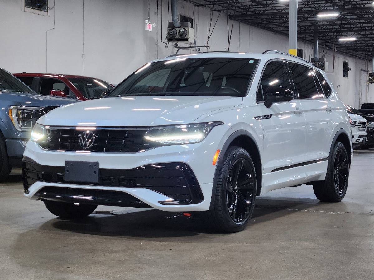 Used 2024 Volkswagen Tiguan SE R-Line image 4