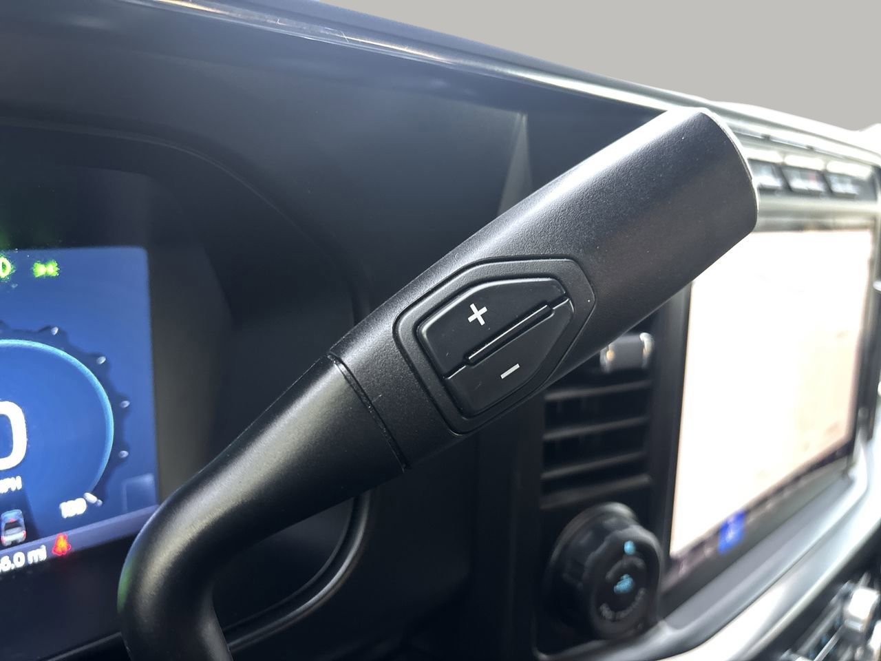 Used 2024 Ford F250 Lariat w/ Lariat Ultimate Package image 27